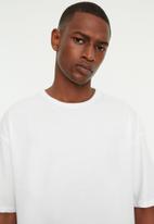 Trendyol - Moon back print relaxed fit tee - white