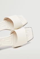 MANGO - Cozy leather heel mule - white