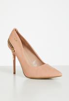 Plum - Serena barely there court heel - pink