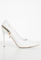 Plum - Serena barely there court heel - white