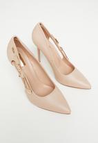 Plum - Colby barely there court heel - neutral