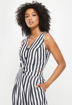 Me&B - Waistcoat with covered buttons - black & white stripe