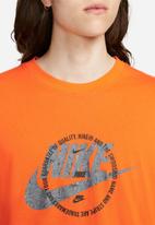 Nike - M nsw spu gpx short sleeve tee - safety orange