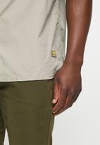 JEEP - Safari shirt with back vent - khaki/stone