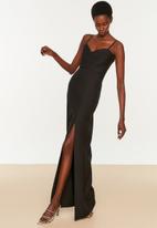 Trendyol - Thigh slit maxi dress - black