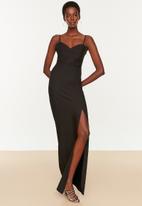 Trendyol - Thigh slit maxi dress - black