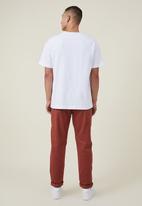 Cotton On - Relaxed tapered jean - burnt apricot