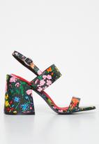 Superbalist - Filippa slingback heel - floral black