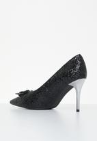Miss Black - Crystal1 court heel - black