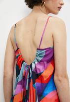 Superbalist - Tie detail jumpsuit - abstract floral