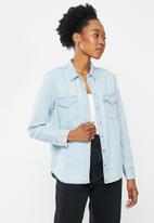 Levi’s® - Essential western shirt - cool out
