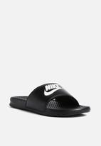 Nike - Benassi JDI - black / white