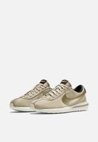 nike roshe cortez