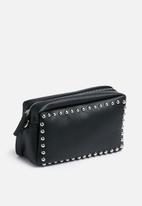 Missguided - Studded cross body bag