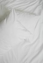 Sixth Floor - Polycotton duvet cover set - white