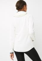 New Balance  - Core fleece hoodie