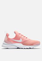 nike presto fly coral