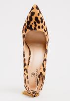 STYLE REPUBLIC - Leopard Courts with Tassel Detail Multi-colour