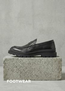 575 X 800 Block Grid Mens