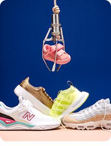 SNEAKERS