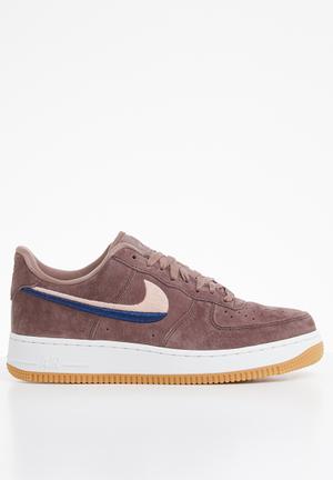 Air Force 1 '07 Lux - smokey mauve / gum yellow