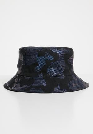 Bucket hat - black & purple
