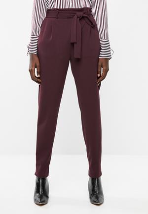 Knit tie front trouser - burgundy