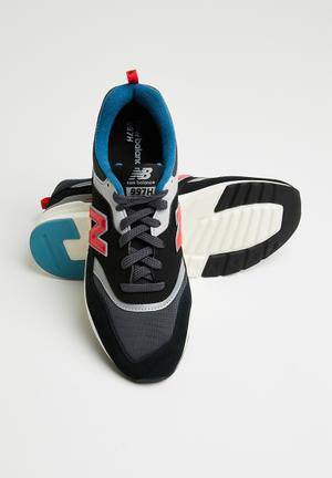 new balance sneakers online