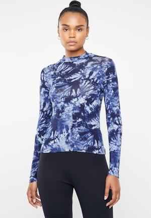 Tie dye turtle neck top - blue