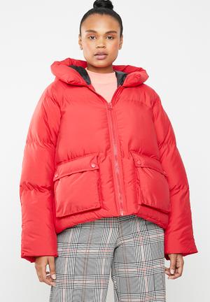 Hooded ultimate puffer jacket - red