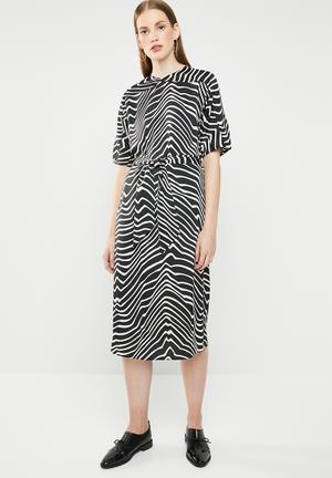 Zebra v-neck dress - black & cream