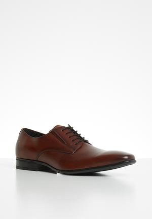 superbalist men's formal shoes