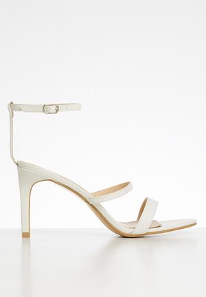 Keri strappy heel - white
