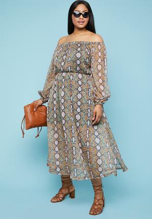 Off the shoulder maxi dress - multi