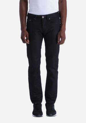 3301 Low Tapered