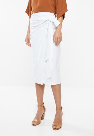 Linen blend wrap skirt - white