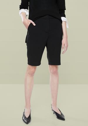 Ladies formal walk shorts - black