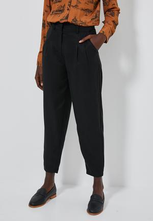 Extreme tapered trouser -  black