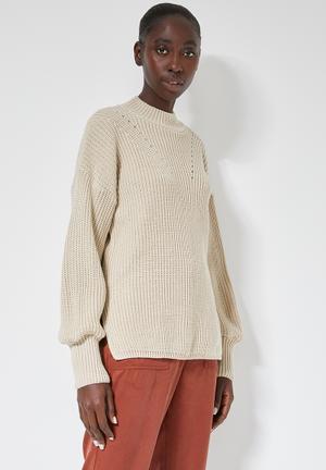 Balloon sleeve pull over - neutral