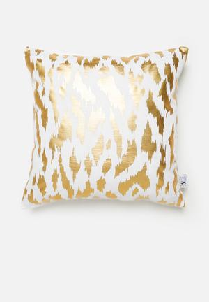 Fierce cushion cover - metallic gold