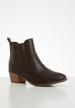 ankle boots shoe city