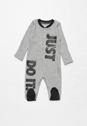 baby nike sleepsuit