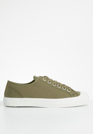 buy canvas shoes online