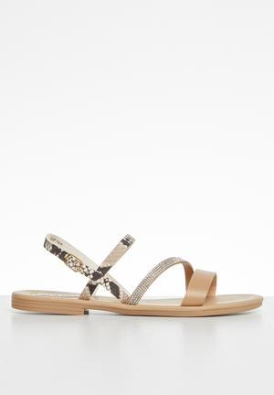 superbalist steve madden