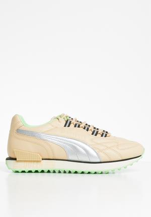 puma beige shoes