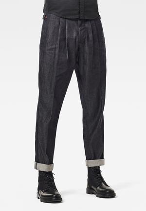 Varve relaxed pleated chino - mid blue