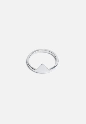 Triangle Knuckle Ring