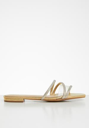 dream in green sandals