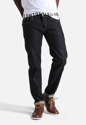 3301 Low Tapered 