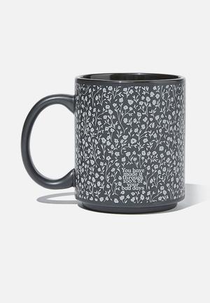Daily mug - black meadow ditsy